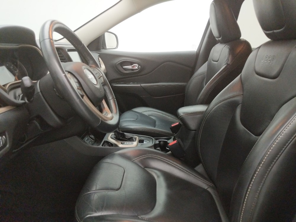 2016 Jeep Cherokee - Driver Front Seat