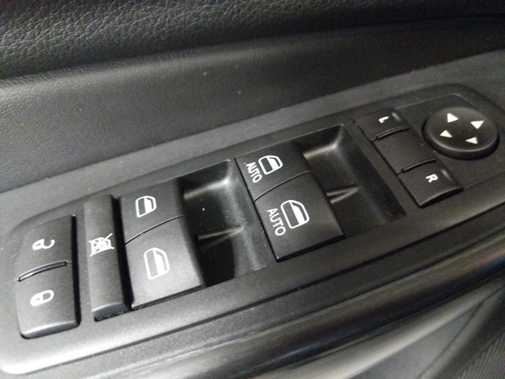 2016 Jeep Cherokee - Driver Power Windows/Lock Control