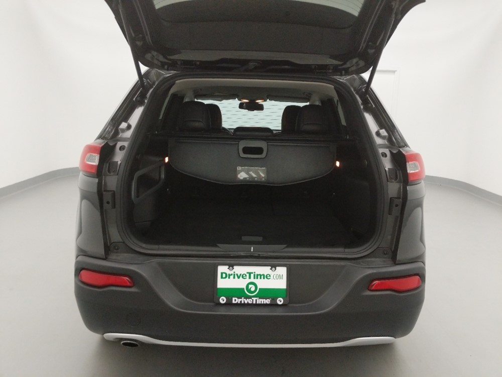 2016 Jeep Cherokee - Trunk