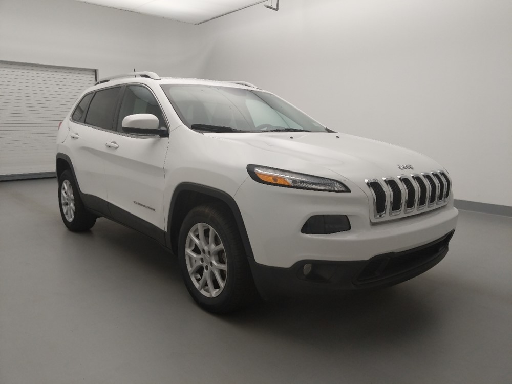 2016 Jeep Cherokee - Passenger Front Side