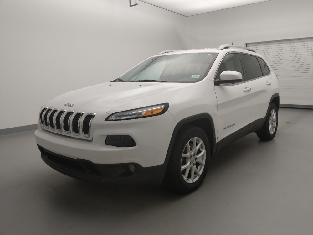 2016 Jeep Cherokee - Driver Front Bumper