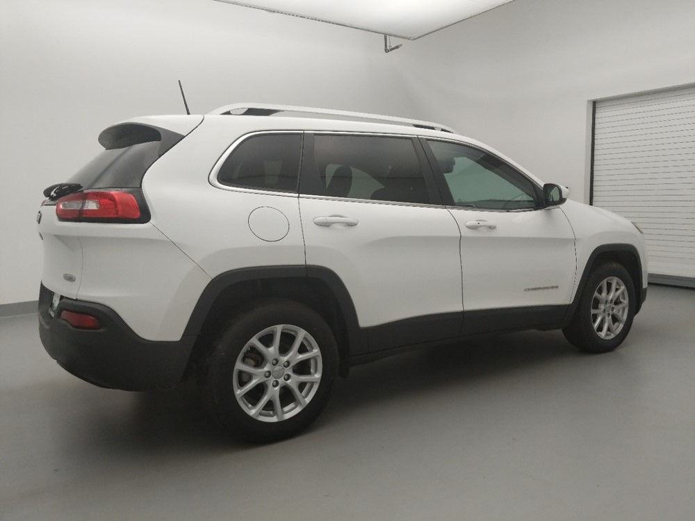 2016 Jeep Cherokee - Passenger Rear Side