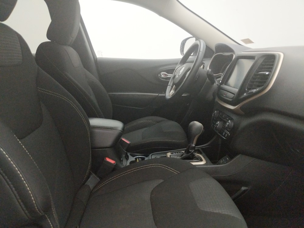 2016 Jeep Cherokee - Passenger Front Seat