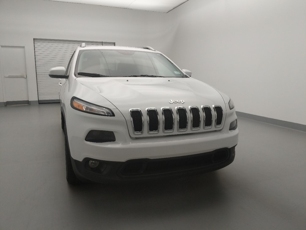 2016 Jeep Cherokee - Passenger Front Hood