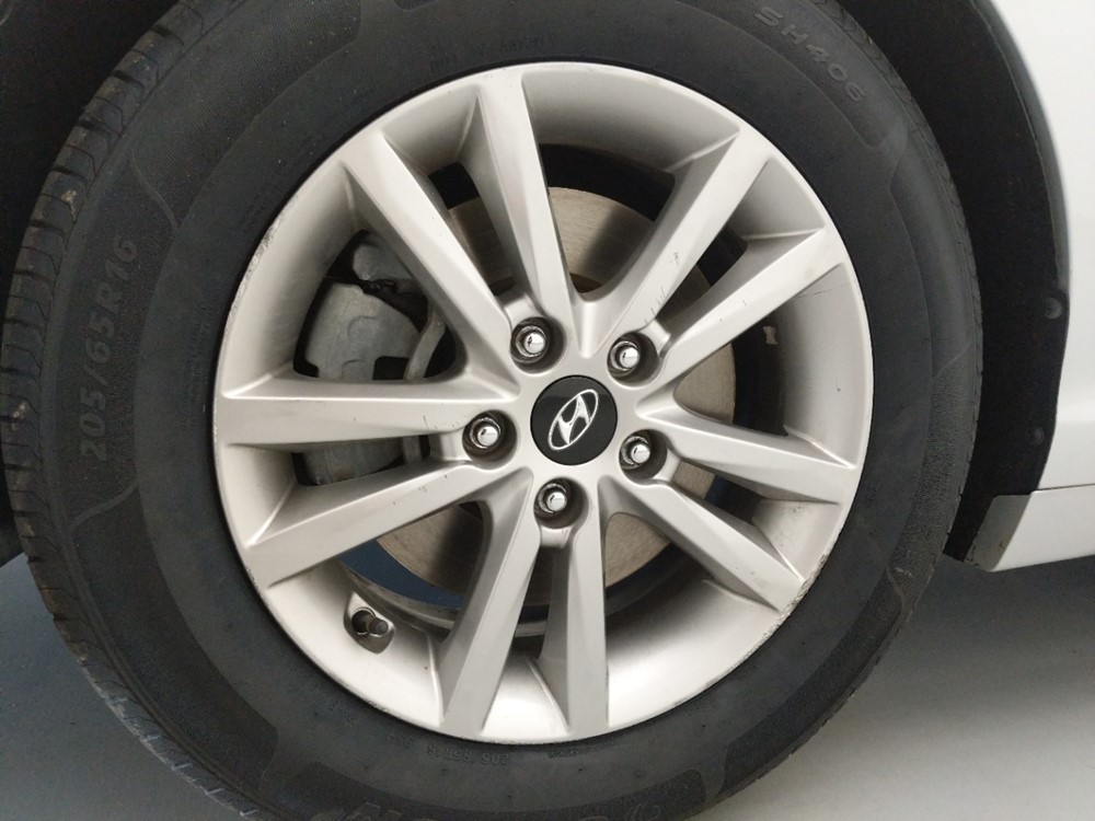 2015 Hyundai Sonata - Wheel