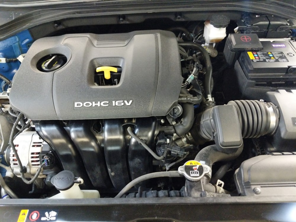 2018 Hyundai Elantra - Engine
