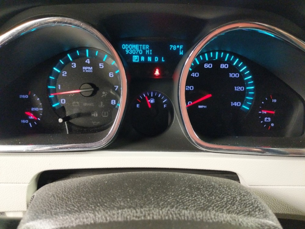 2011 Chevrolet Traverse - Odometer Close Up