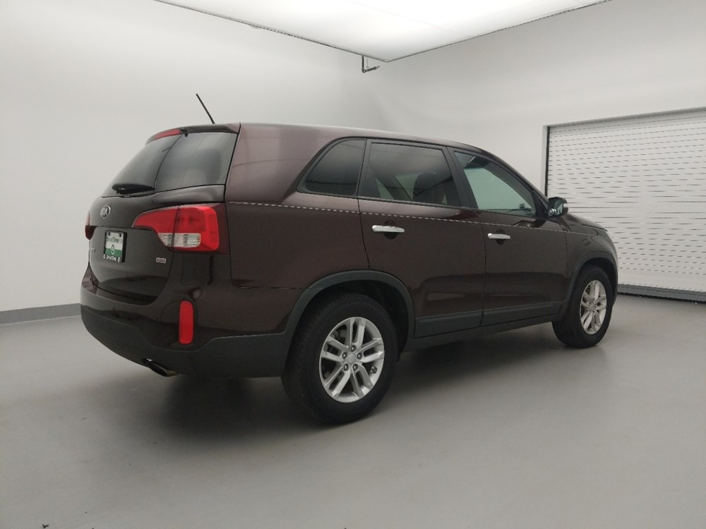 2015 Kia Sorento - Passenger Rear Side