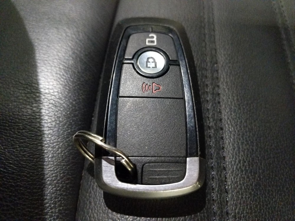 2017 Ford Edge - Keys