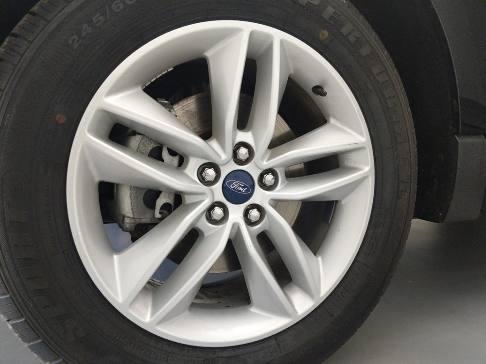2017 Ford Edge - Wheel