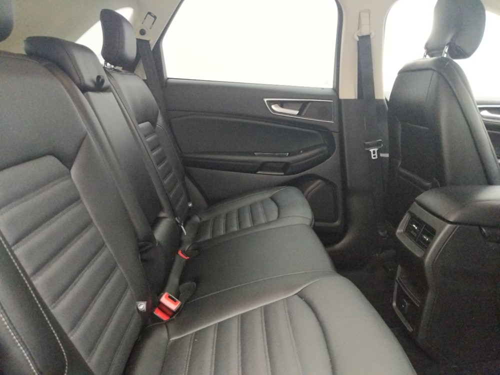 2017 Ford Edge - Passenger Rear Seat