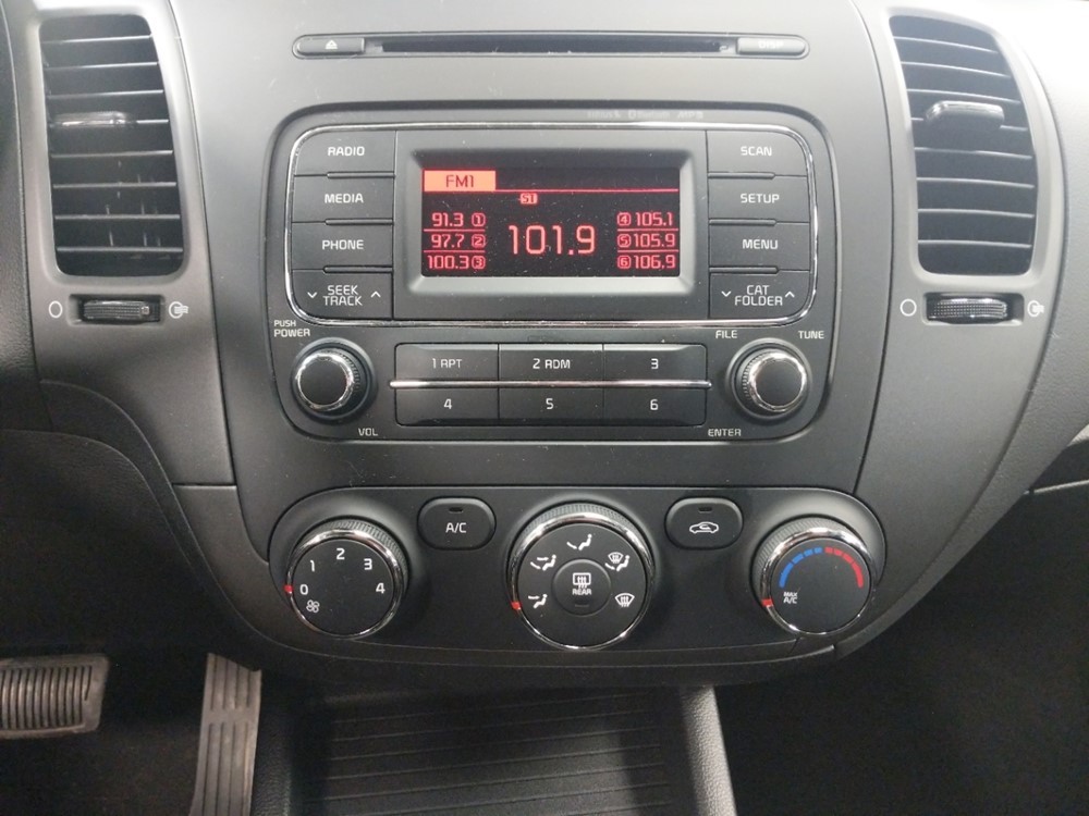 2016 Kia Forte - Stereo Package