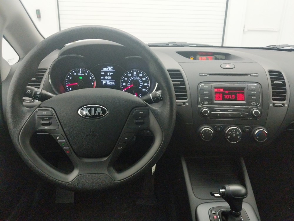 2016 Kia Forte - Driver Dash