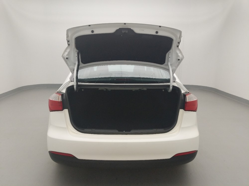 2016 Kia Forte - Trunk
