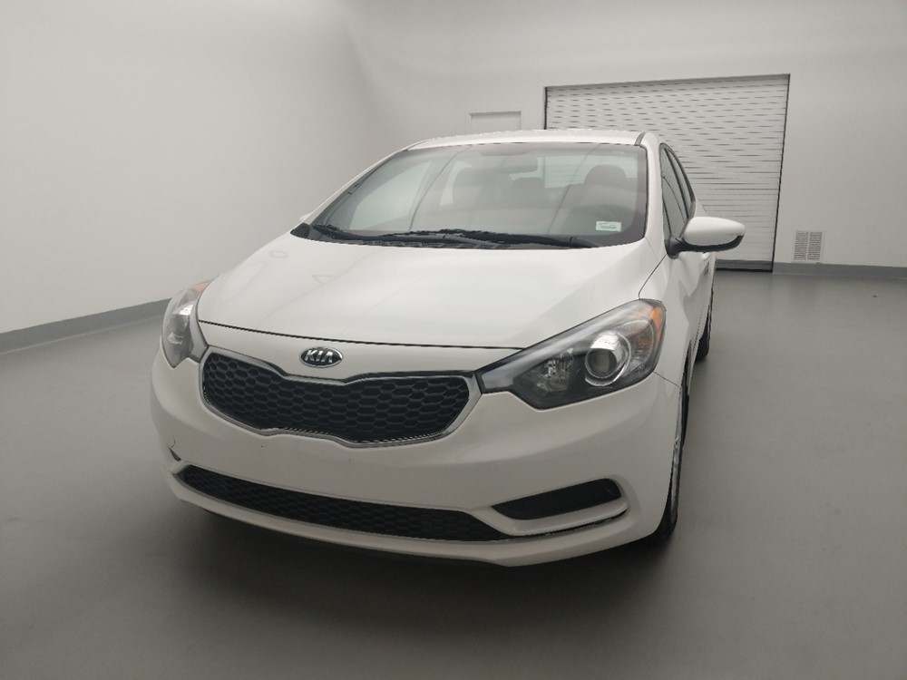 2016 Kia Forte - Driver Front Hood