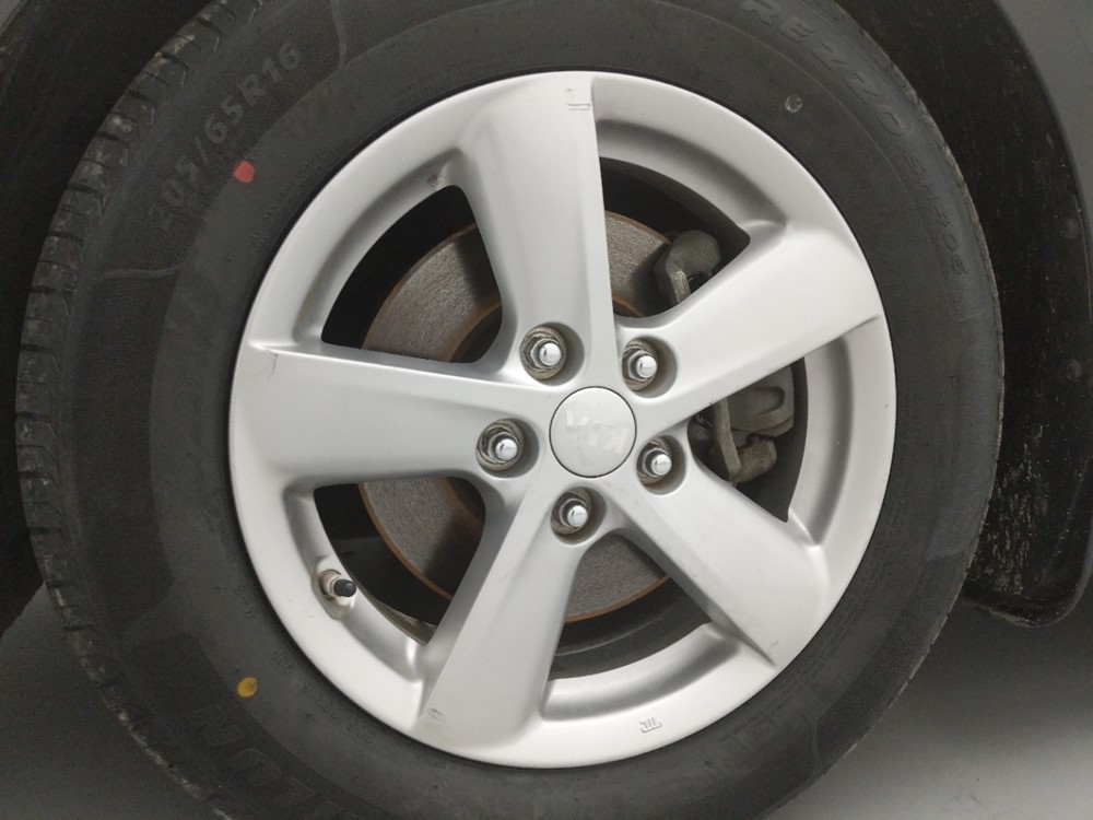 2015 Kia Optima - Wheel