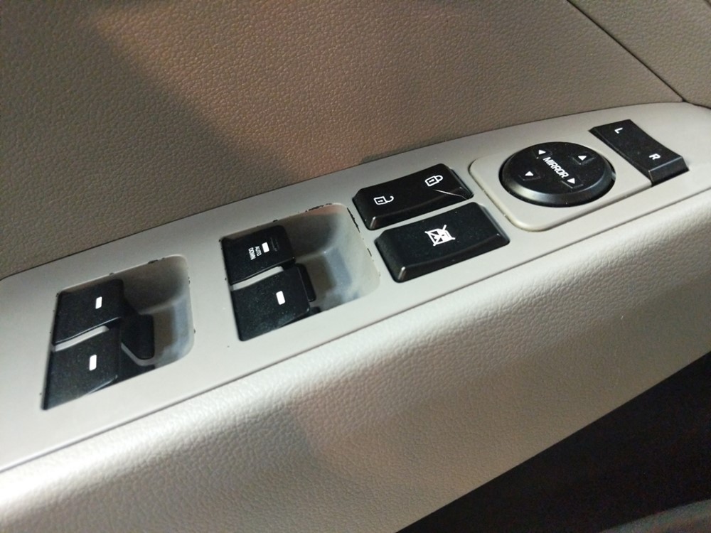 2017 Hyundai Elantra - Driver Power Windows/Lock Control