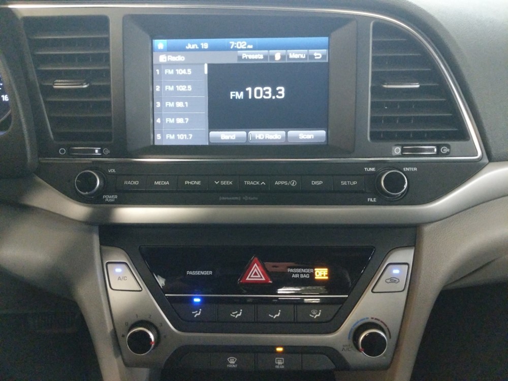 2018 Hyundai Elantra - Stereo Package