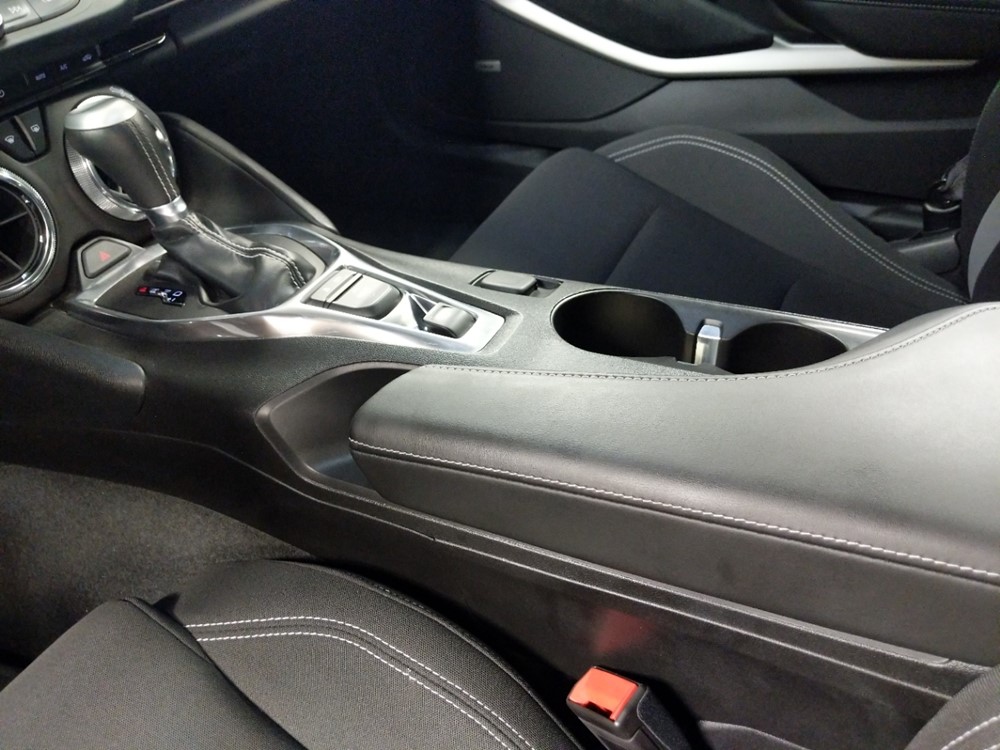 2016 Chevrolet Camaro - Center Console/Cup Holders