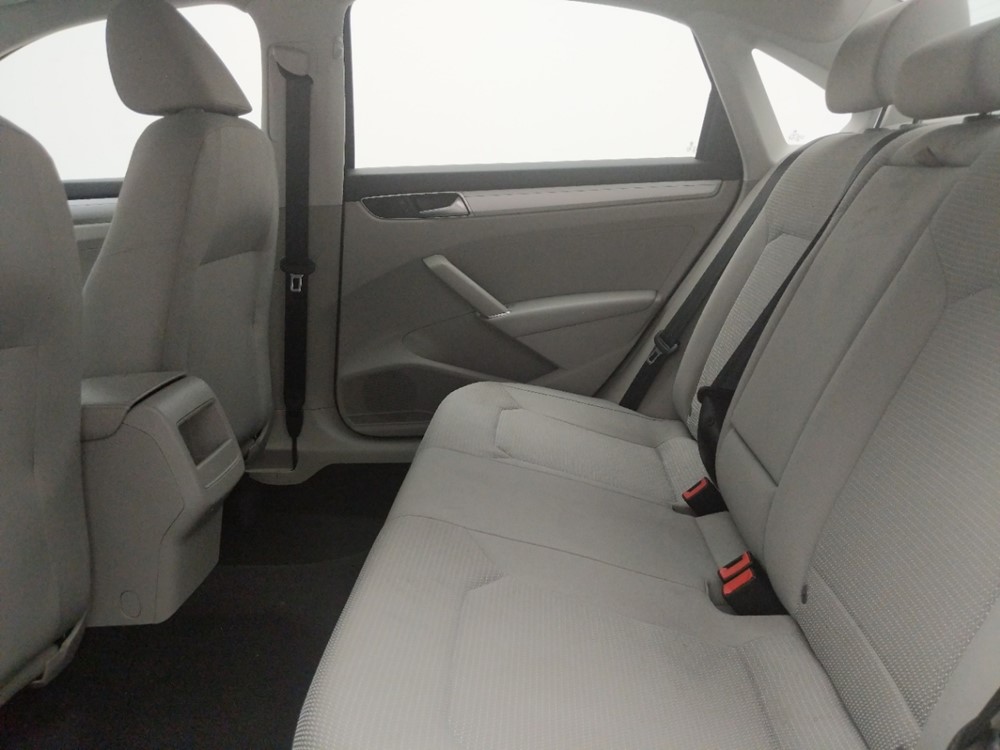 2016 Volkswagen Passat - Driver Rear Seat