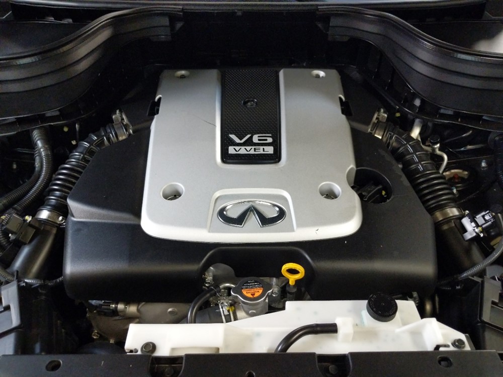 2016 INFINITI QX50 - Engine