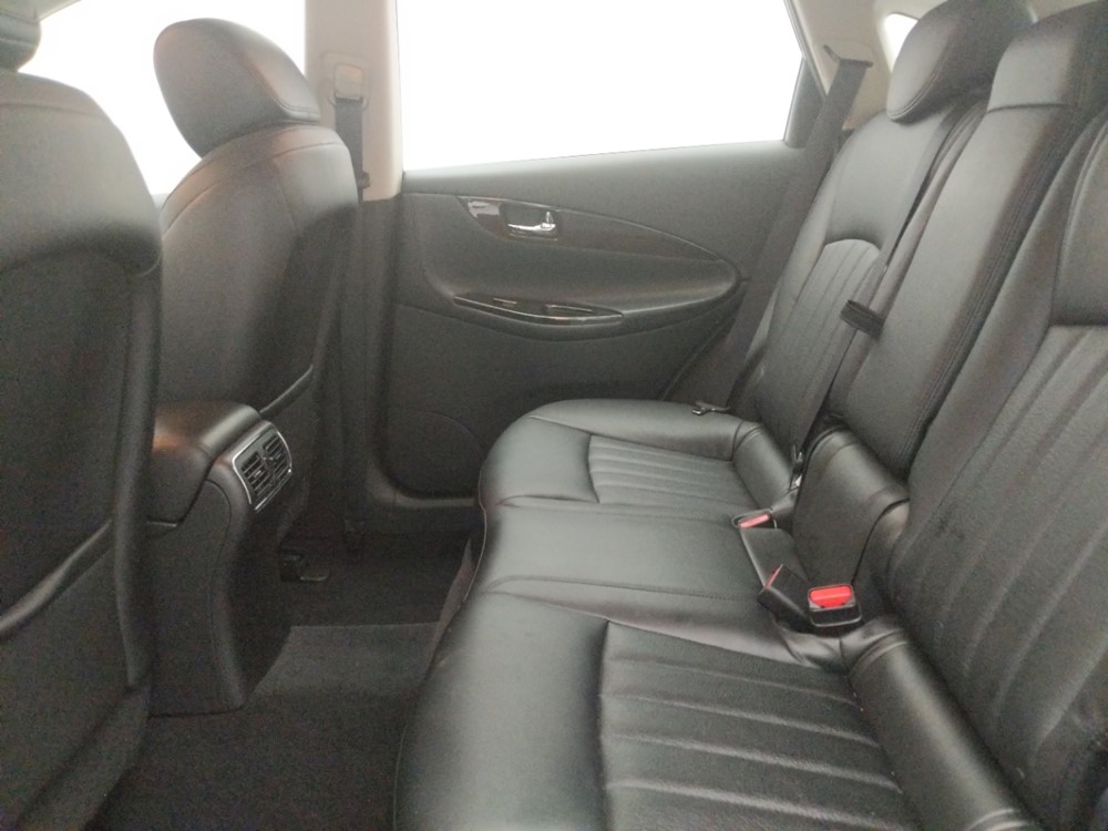 2016 INFINITI QX50 - Driver Rear Seat
