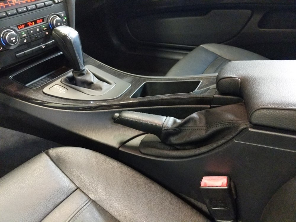 2012 BMW 328i - Center Console/Cup Holders