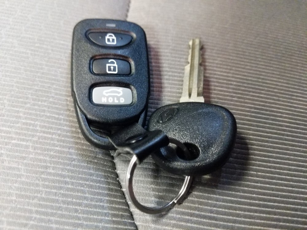 2018 Hyundai Elantra - Keys