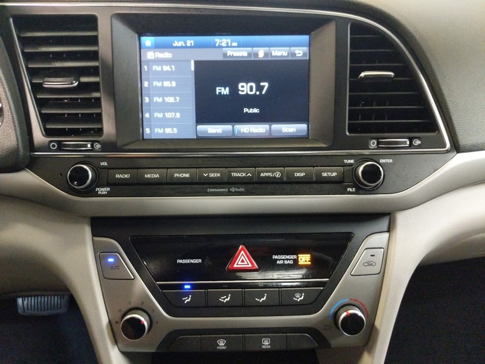 2018 Hyundai Elantra - Stereo Package