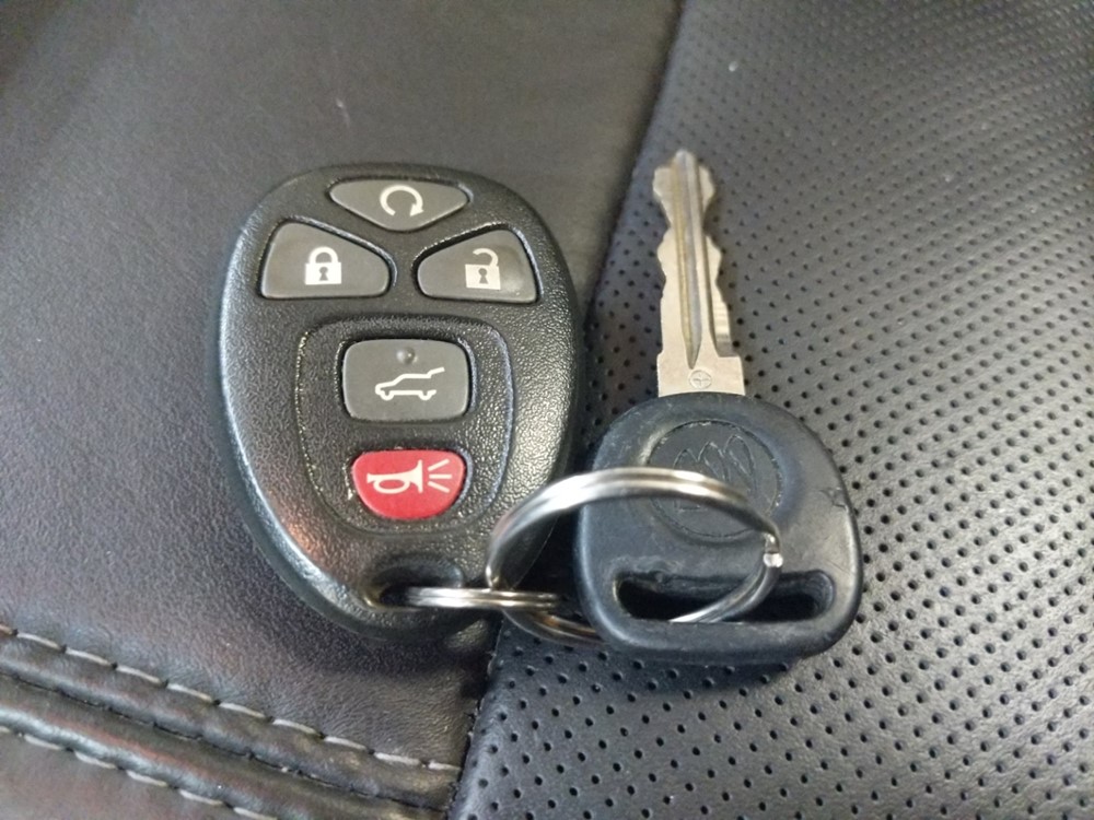 2016 Buick Enclave - Keys