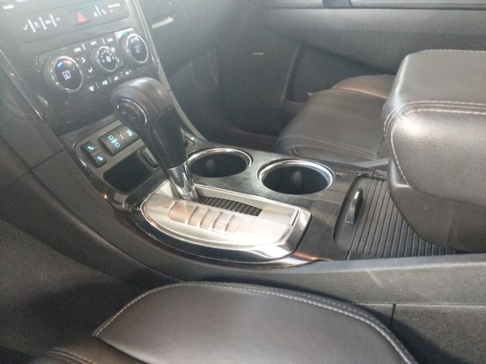 2016 Buick Enclave - Center Console/Cup Holders