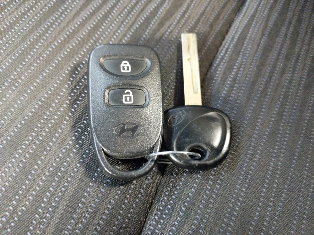 2017 Hyundai Accent - Keys