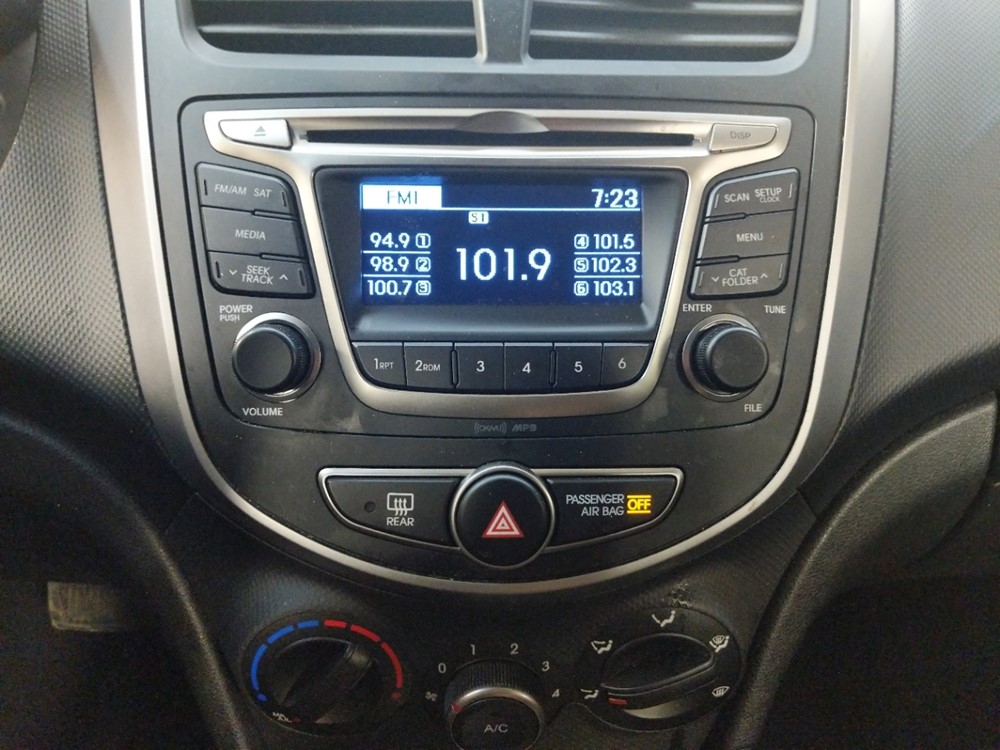 2017 Hyundai Accent - Stereo Package