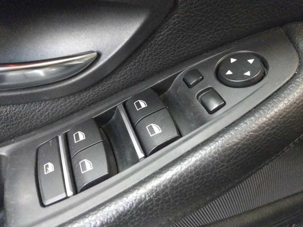 2016 BMW 528i - Driver Power Windows/Lock Control