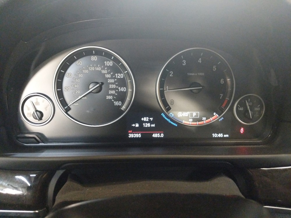 2016 BMW 528i - Odometer Close Up