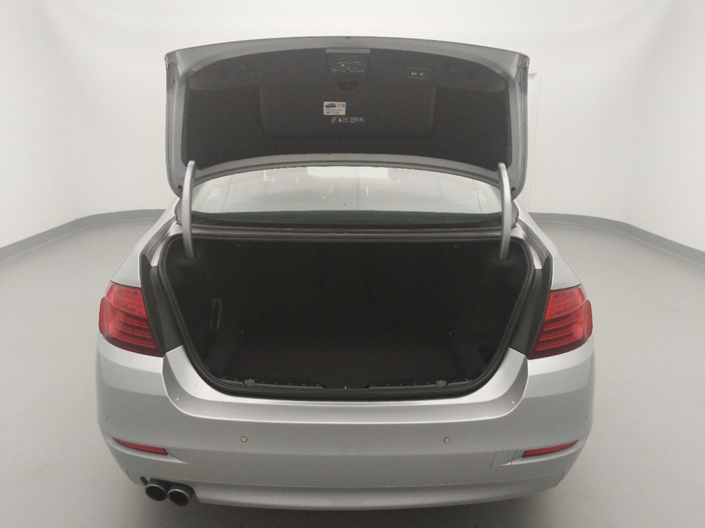 2016 BMW 528i - Trunk
