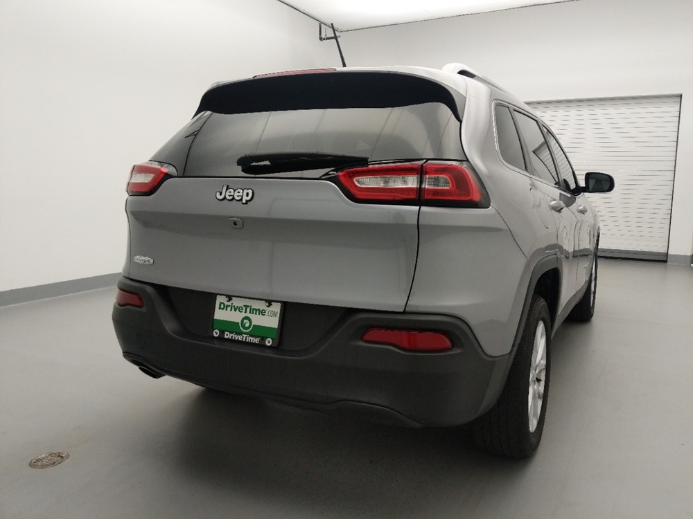 2018 Jeep Cherokee - Passenger Rear Trunk