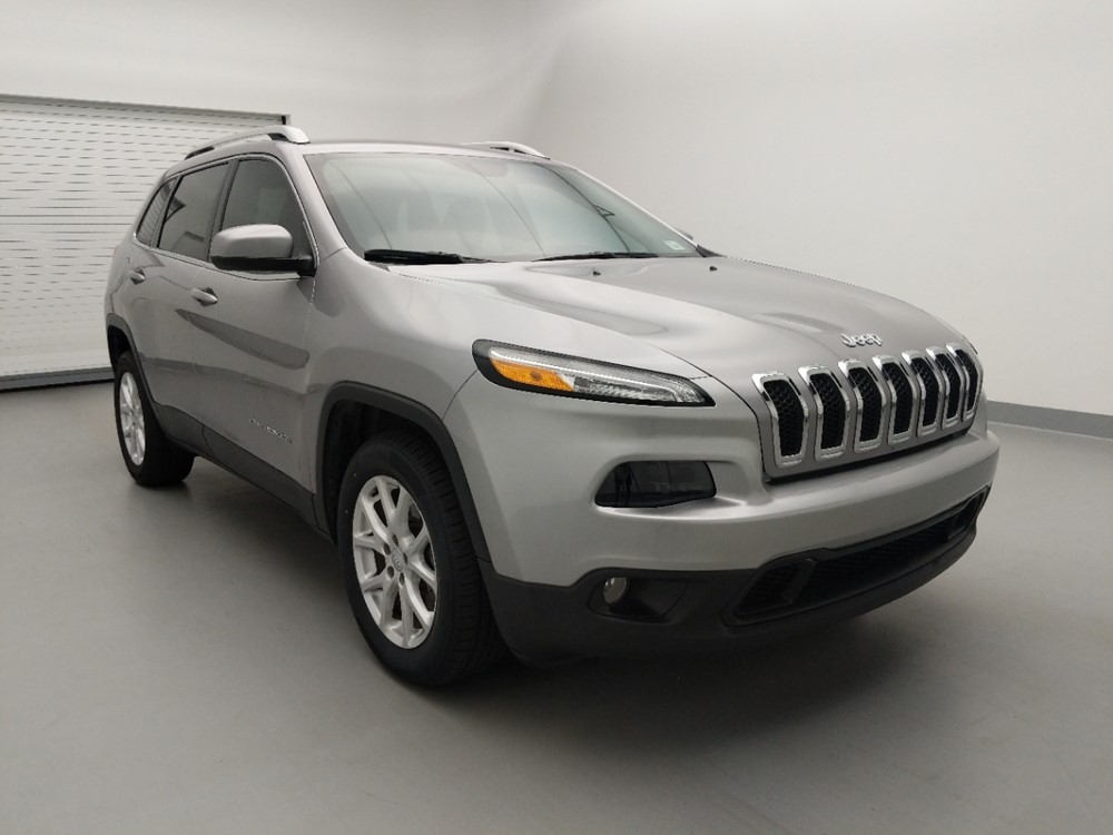 2018 Jeep Cherokee - Passenger Front Bumper