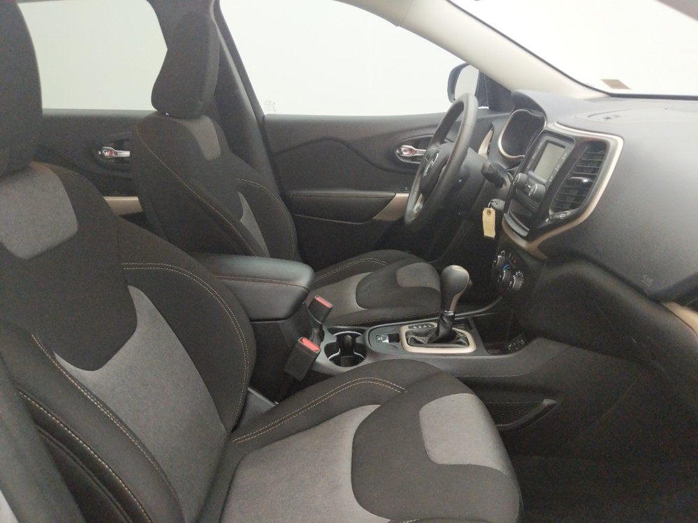 2018 Jeep Cherokee - Passenger Front Seat