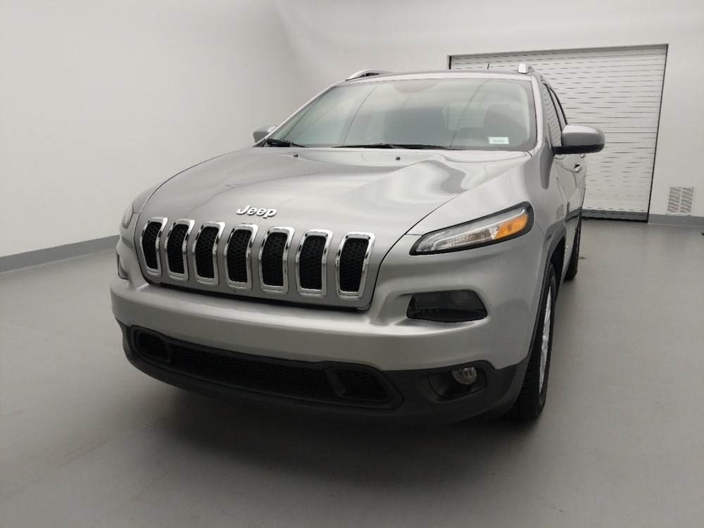 2018 Jeep Cherokee - Driver Front Hood