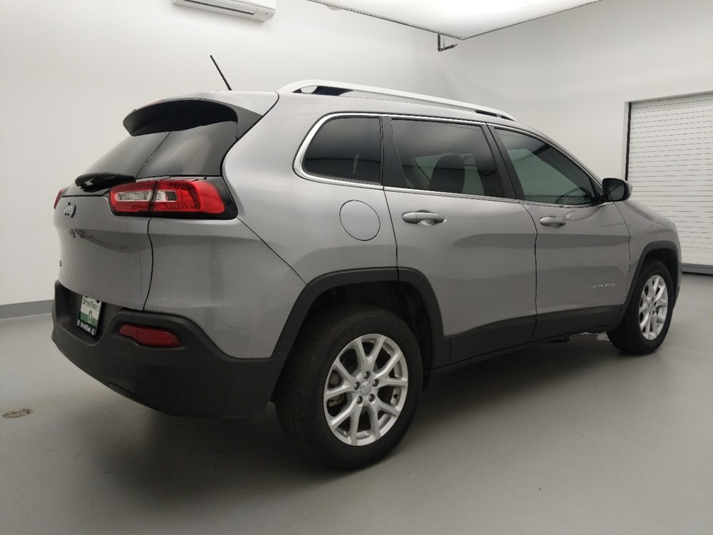2018 Jeep Cherokee - Passenger Rear Bumper
