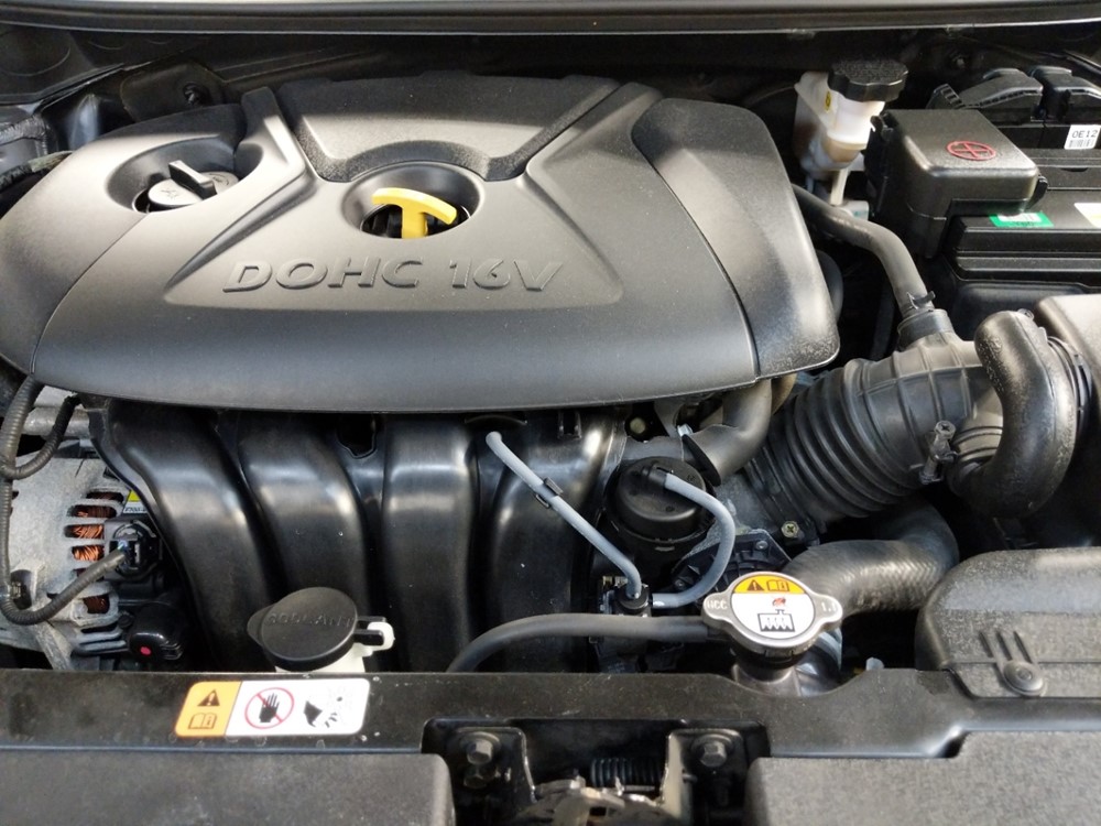 2016 Kia Forte - Engine