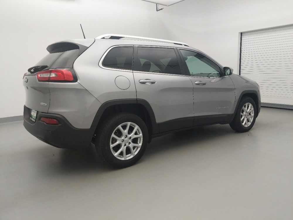 2015 Jeep Cherokee - Passenger Rear Side