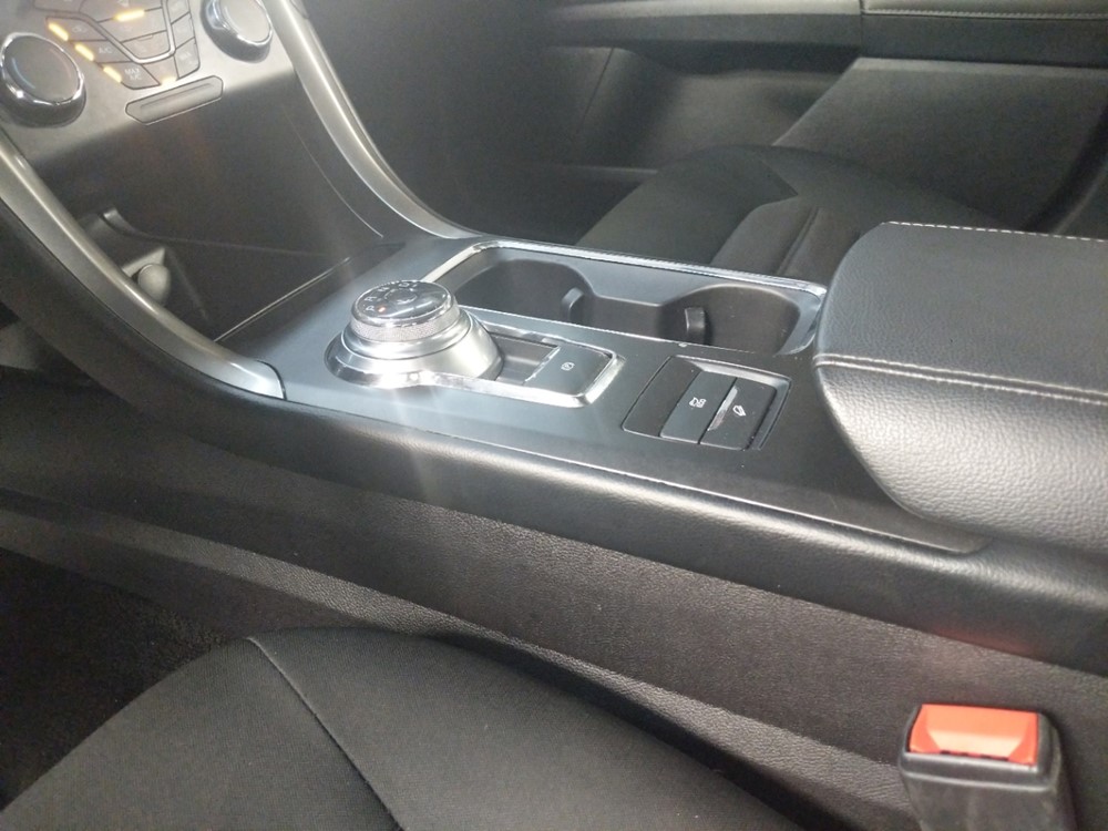 2018 Ford Fusion - Center Console/Cup Holders