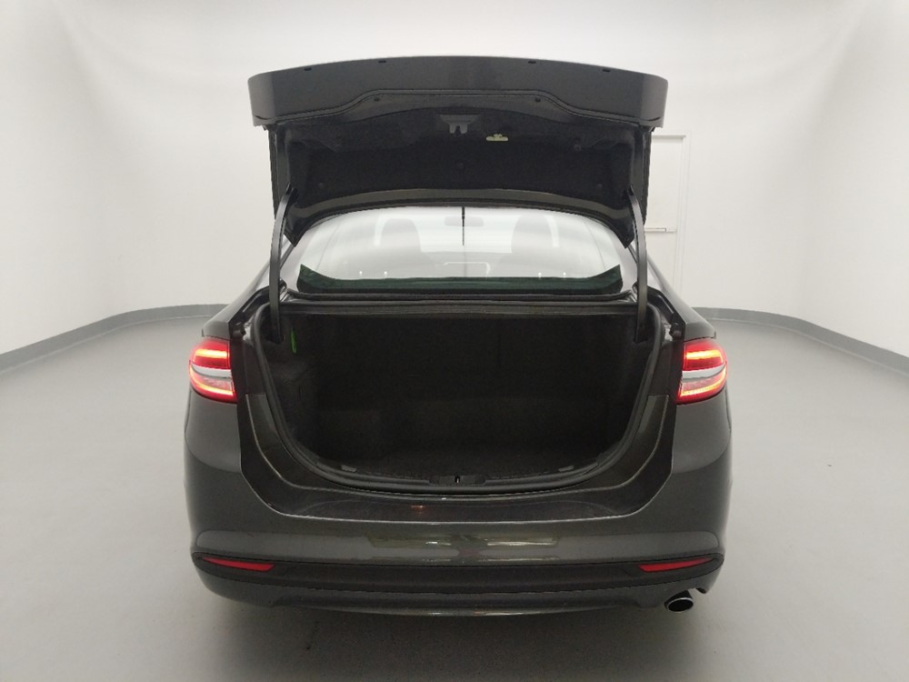 2018 Ford Fusion - Trunk