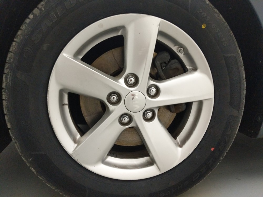 2015 Kia Optima - Wheel