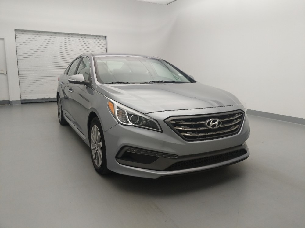2016 Hyundai Sonata - Passenger Front Bumper