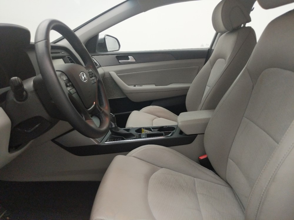 2016 Hyundai Sonata - Driver Front Seat