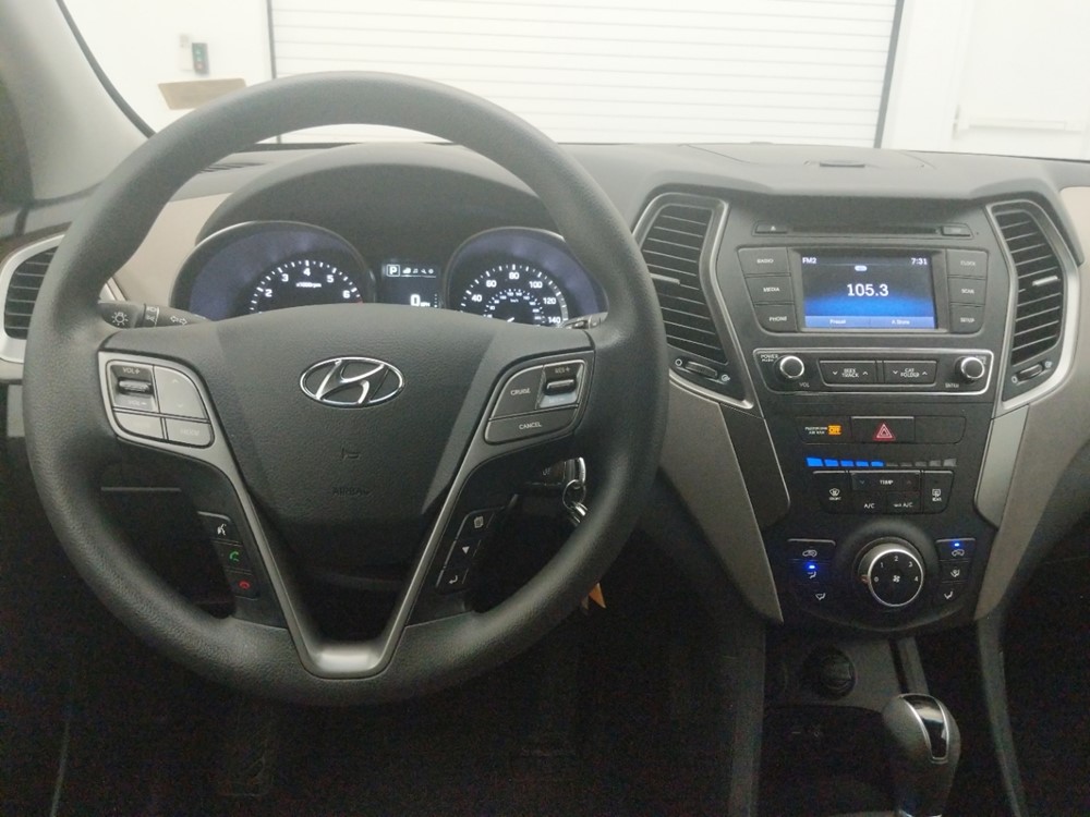 2017 Hyundai Santa Fe - Driver Dash