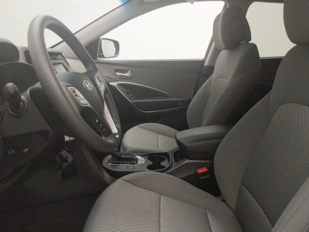 2017 Hyundai Santa Fe - Driver Front Seat